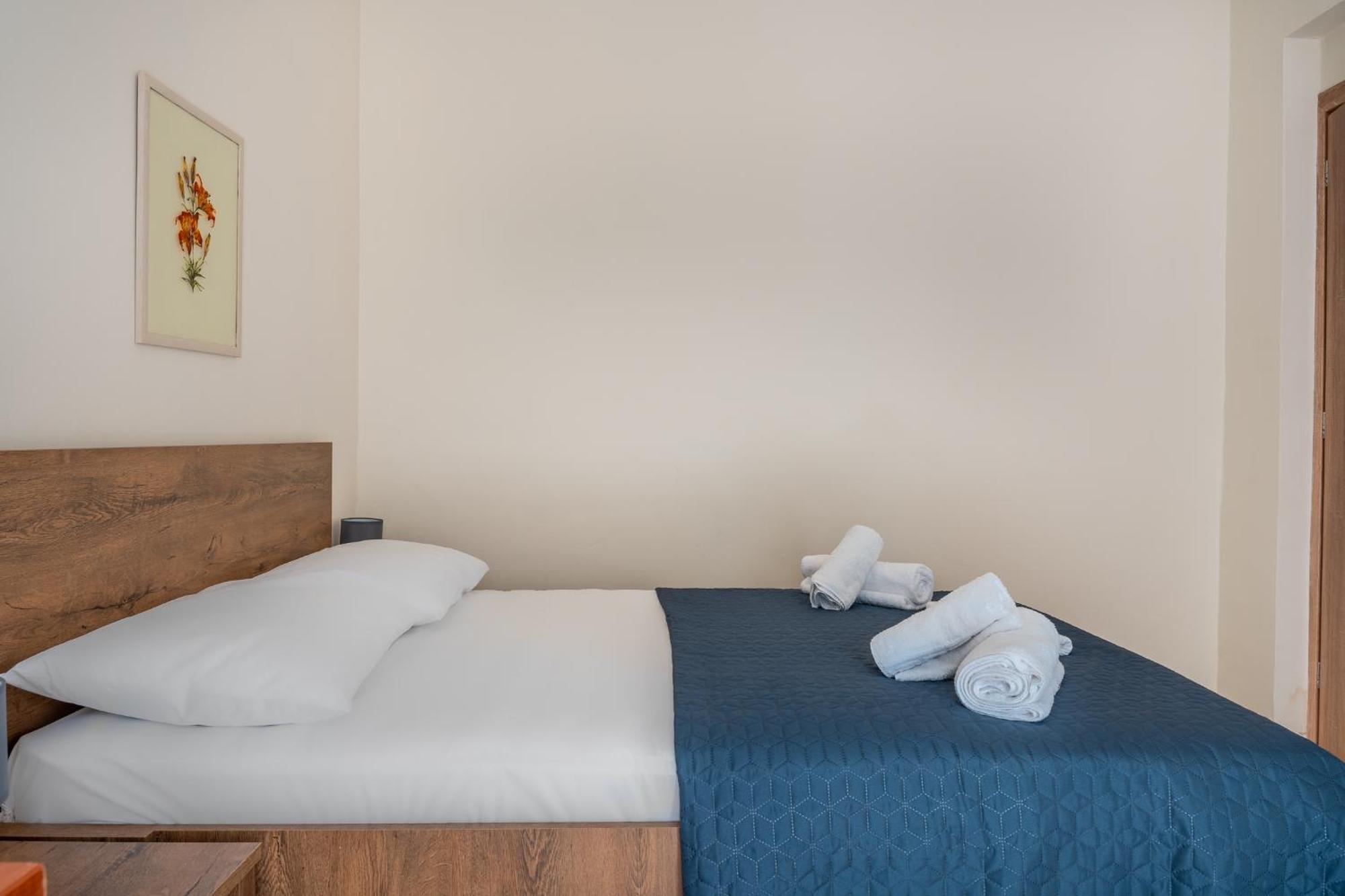 Stylish Central Renovated Apartment Kandiye Dış mekan fotoğraf